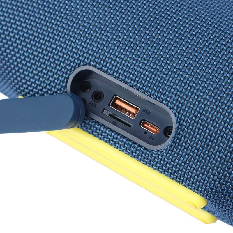 اسپیکر بلوتوثی Charce6 LED - تصویر 10